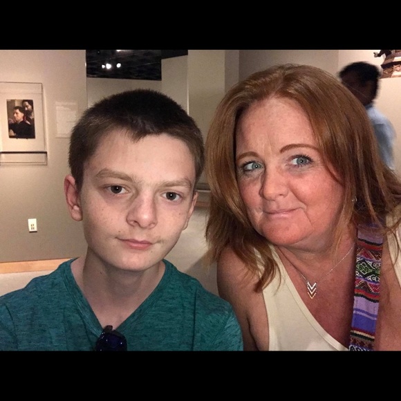 Meet your Posher, Christi - Picture 3 of 5